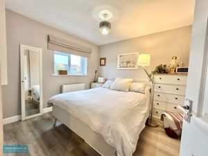 Bedroom- click for photo gallery